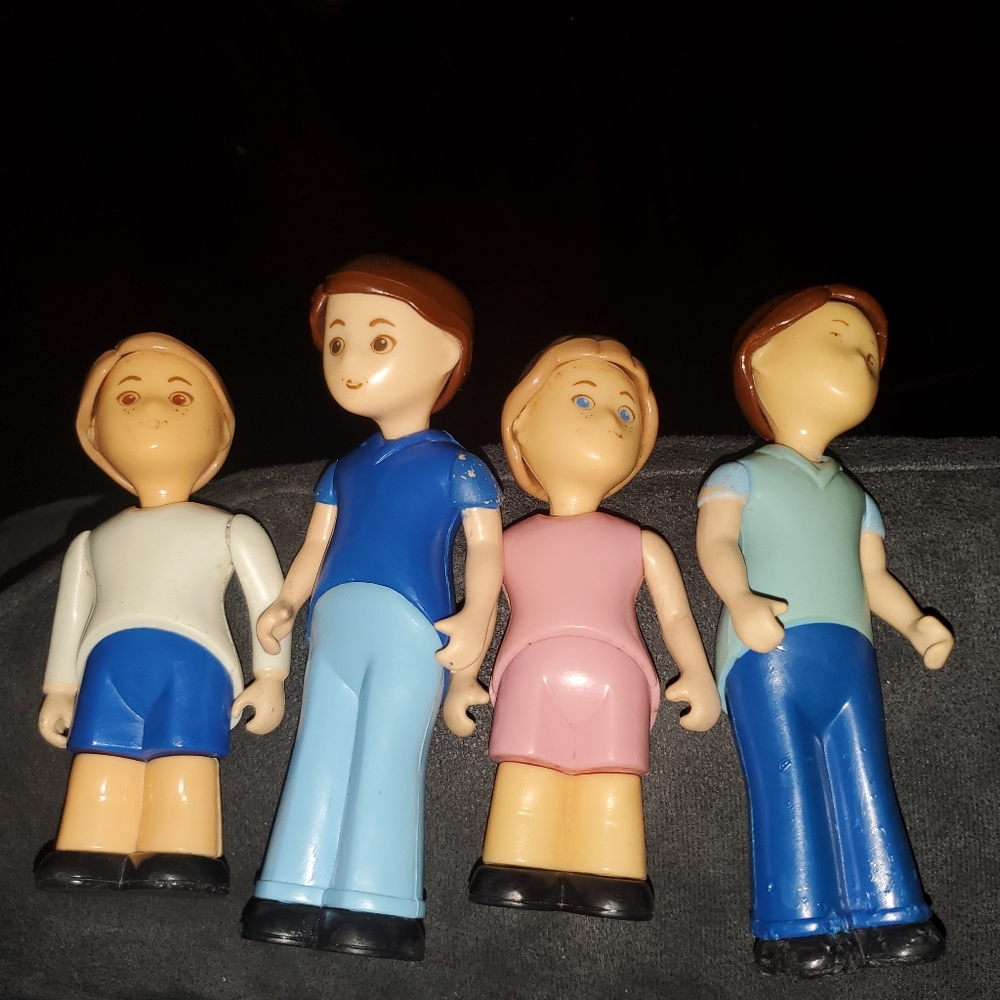 Vintage little tikes dollhouse